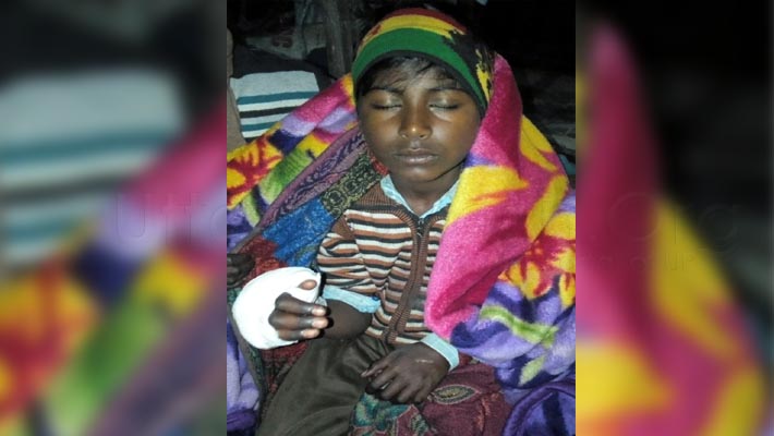 kakori child injured from gunshot after Dacoits Browning found in field