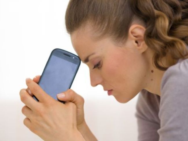 smartphone-addiction-increases-loneliness-anxiety-and-depression-study