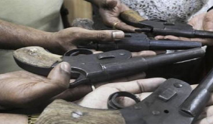 Fatehpur: Police revealed making illegal weapon factory