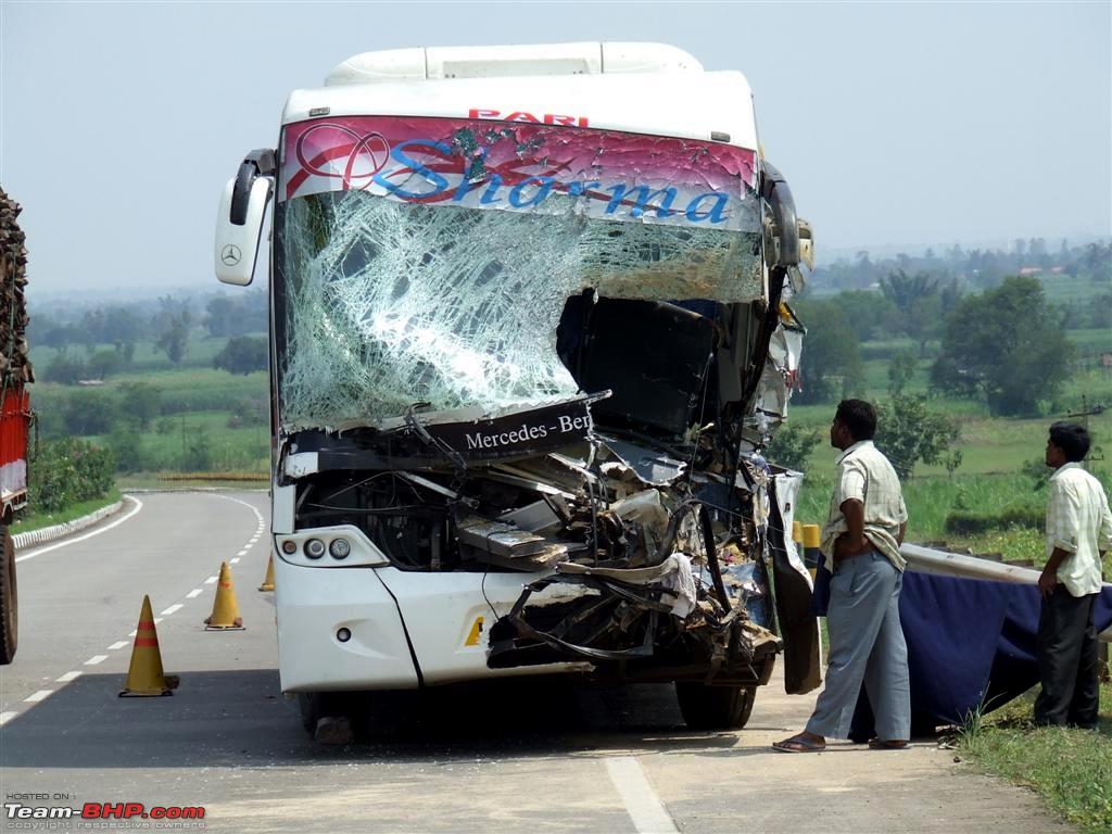 Pratapgarh Manikapur road accident