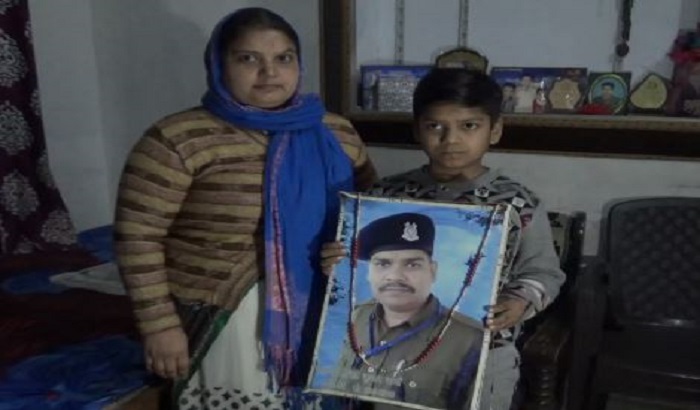 Martyr's son put voice over CM Yogi Adityanath in Hapur