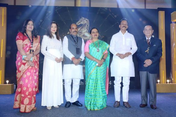 Aaj Ke Karamveer awards