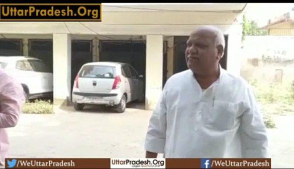 bjp-mp-lallu-singh-casts-his-vote-at-the-polling-booth-for-mlc-seat
