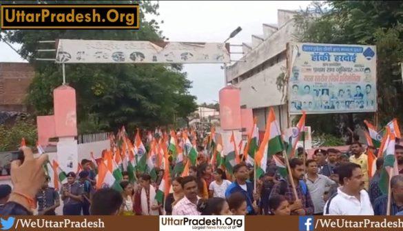 youth-ran-with-the-tricolor-in-the-independence-marathon-in-hardoi
