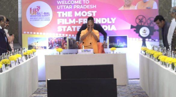 up-cm-yogi-adityanath-sunil-shetty-sonu-nigam-rajpal-yadav-and-many-more-at-the-most-film-friendly-state-in-india-part-1