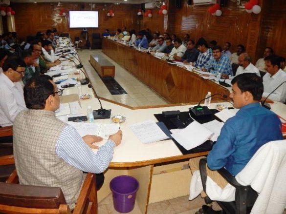 review-meeting-of-37-drafts-of-chief-minister