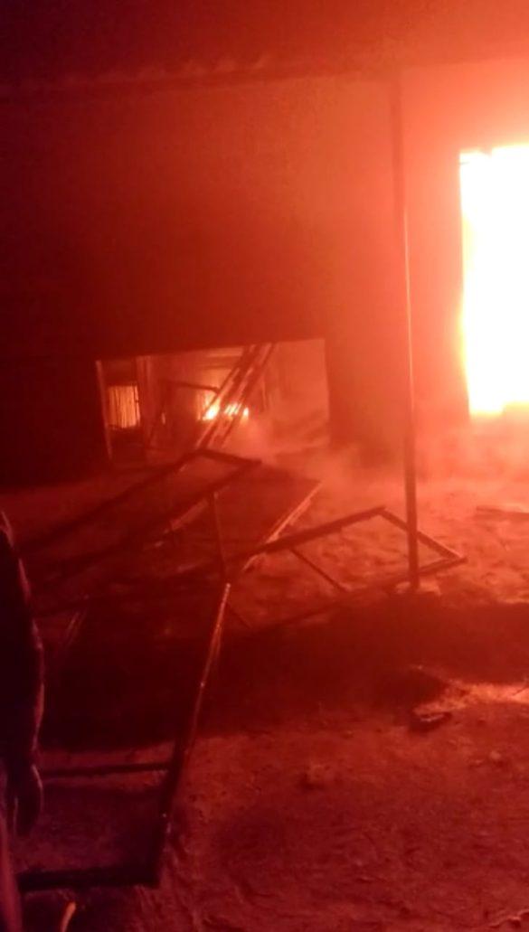 amethi-a-massive-fire-broke-out-in-a-tent-house-shop