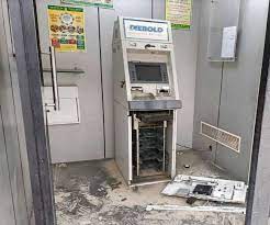 lucknow-after-cutting-atm-miscreants-were-in-city-for-half-an-hour